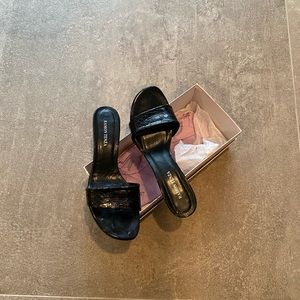 Black patent sandal size 91/2 Ramon Tenza in great condition